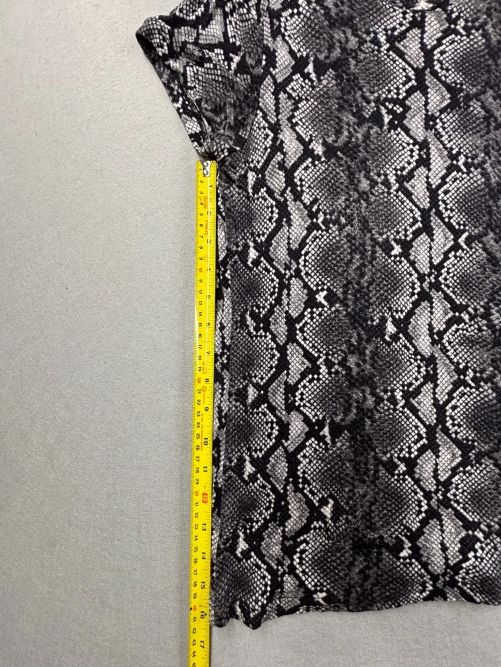 Michael Kors Black and‎ Gray Snake-Print Short Sleeve Tee
